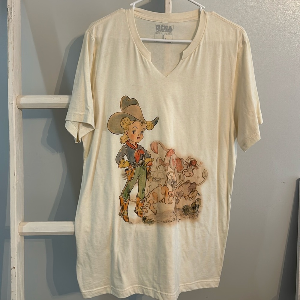 Women’s graphic T